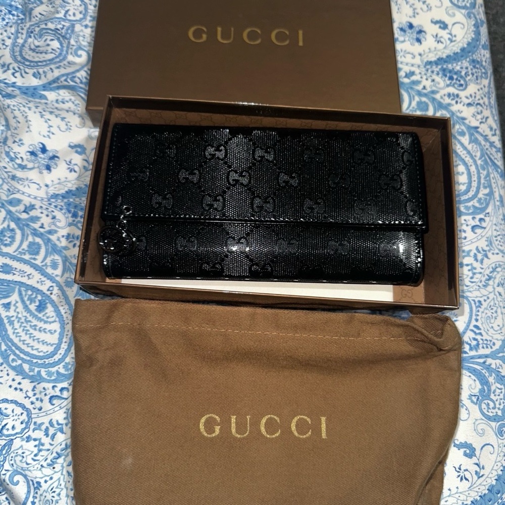 Gucci Black Patent Monogram Clutch Wallet